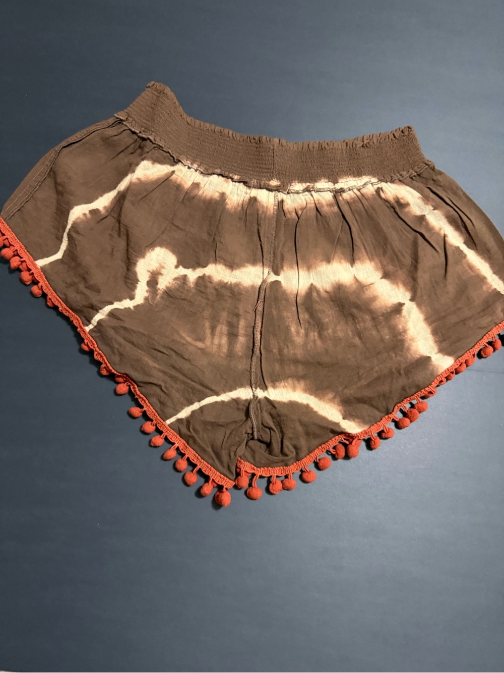 NATURAL LIFE Brown and Cream Tie-Dye Elastic Waist Shorts - Picture 2 of 3